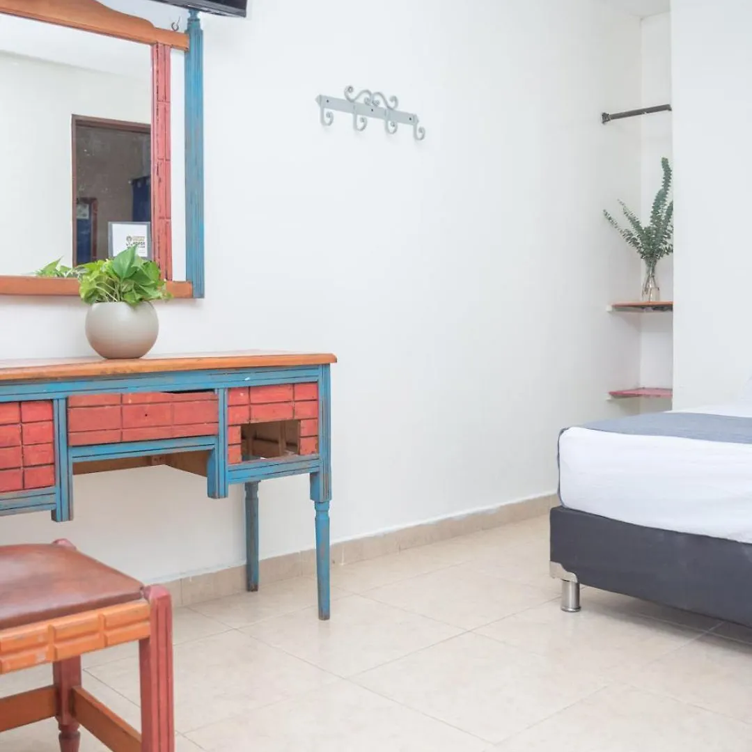 Hotel Conquistadores Medellin 0*,  Colombia