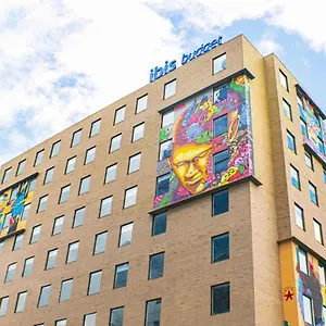 ** Hotel Ibis Budget Marly Kolumbien