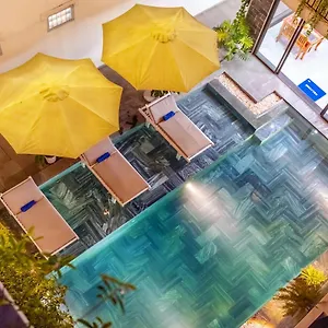 *** Hotel Tomorrow Vietnam