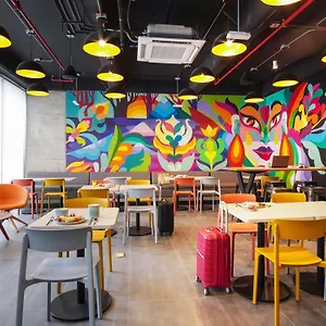 ** Hotel Ibis Budget Marly Kolumbien