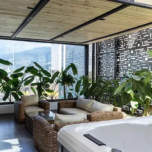 3* Hotel 47 Center